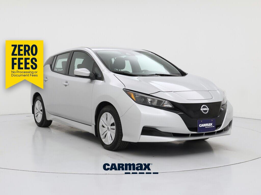 2025 Nissan LEAF S