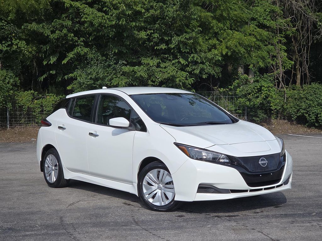 2025 Nissan Leaf S