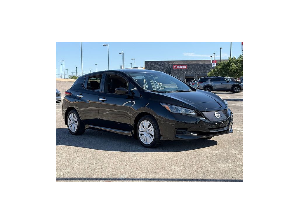 2025 Nissan Leaf S