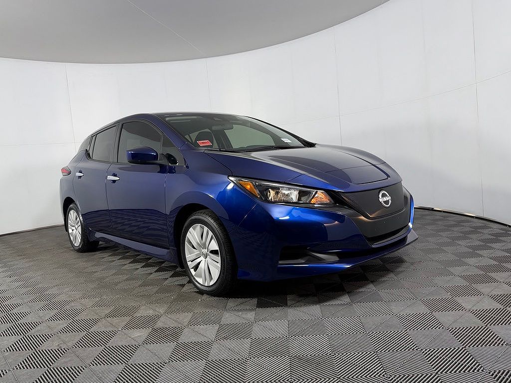 2025 Nissan Leaf S