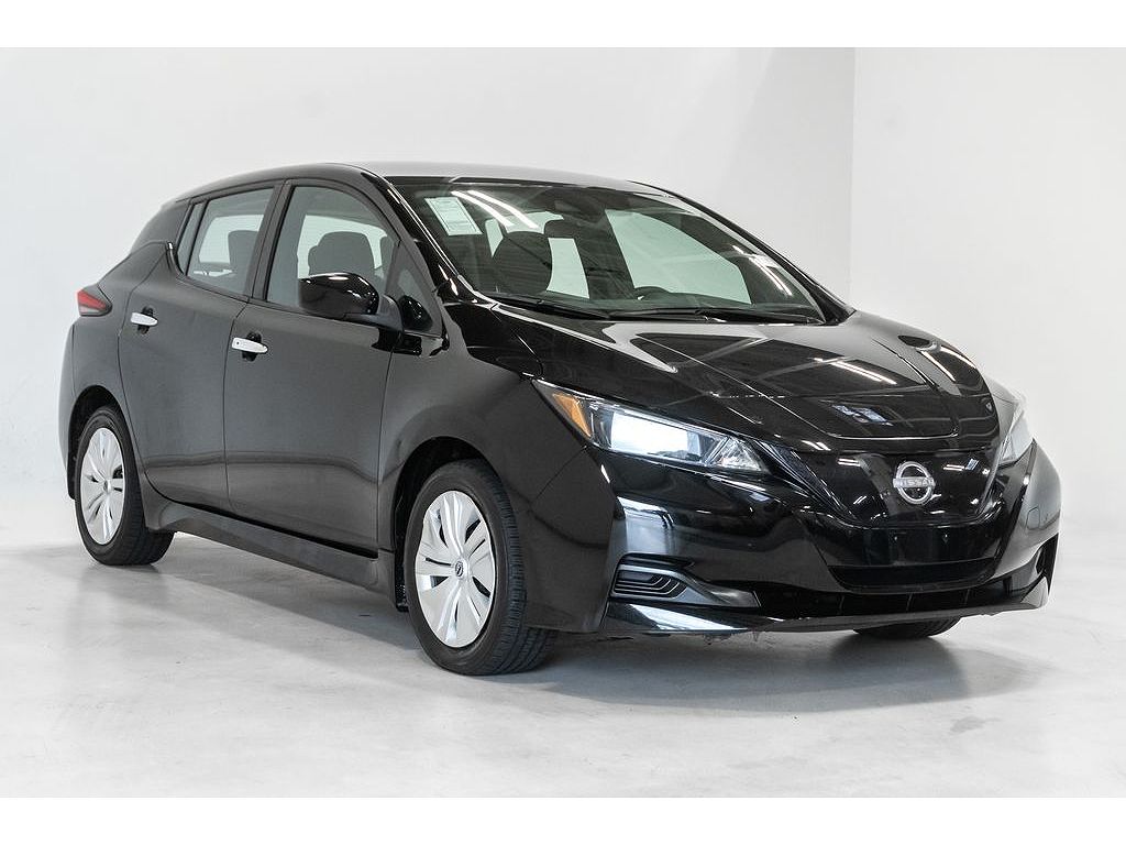 2025 Nissan Leaf S