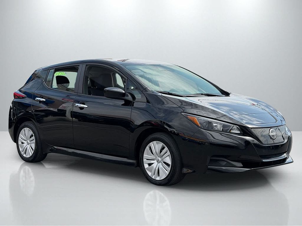 2025 Nissan Leaf S
