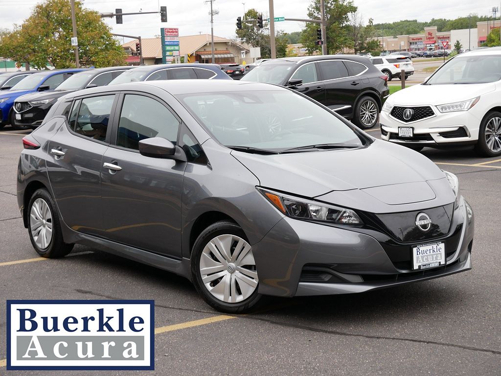 2025 Nissan LEAF S