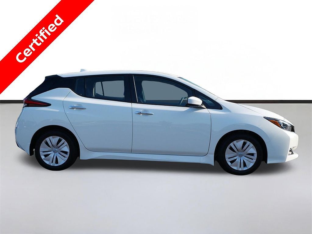 2025 Nissan Leaf S