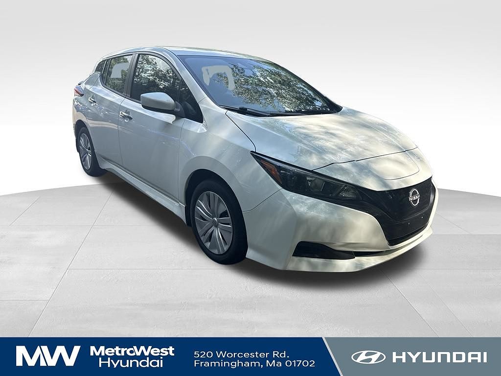 2023 Nissan LEAF S