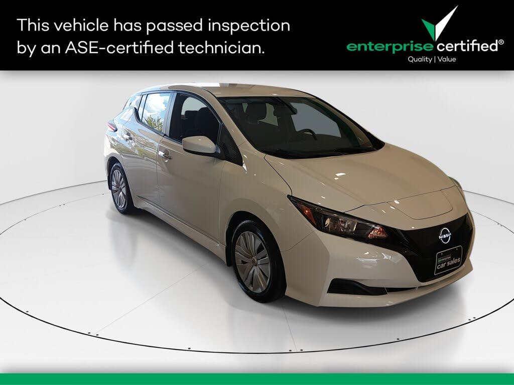 2025 Nissan LEAF S