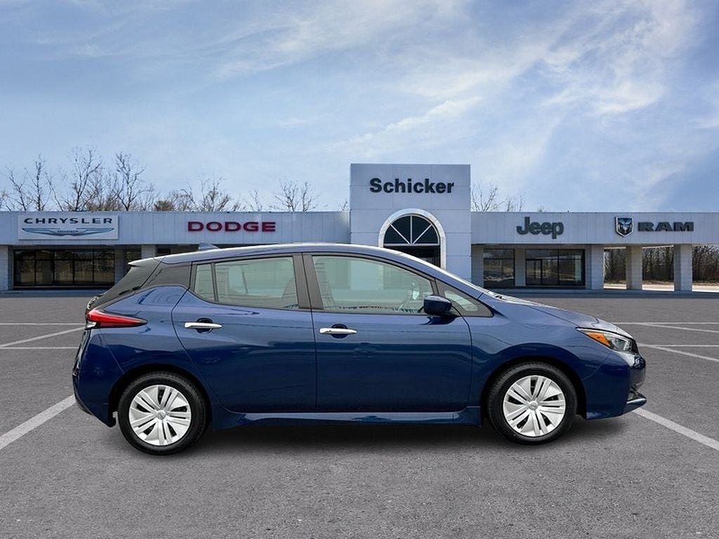 2025 Nissan Leaf S