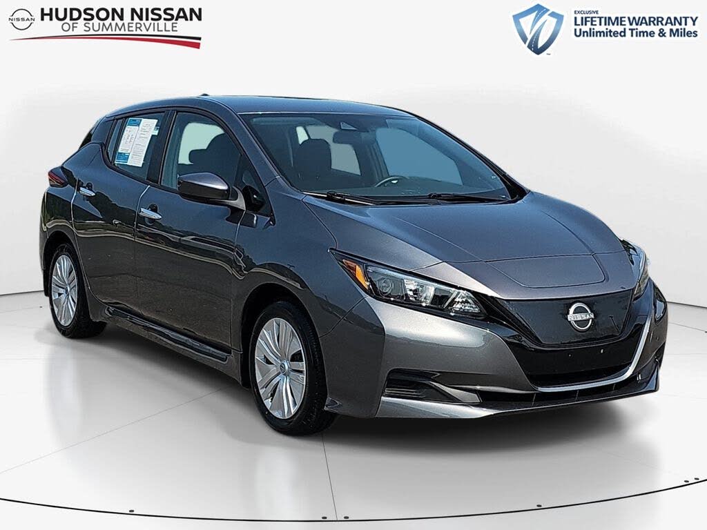 2025 Nissan LEAF S