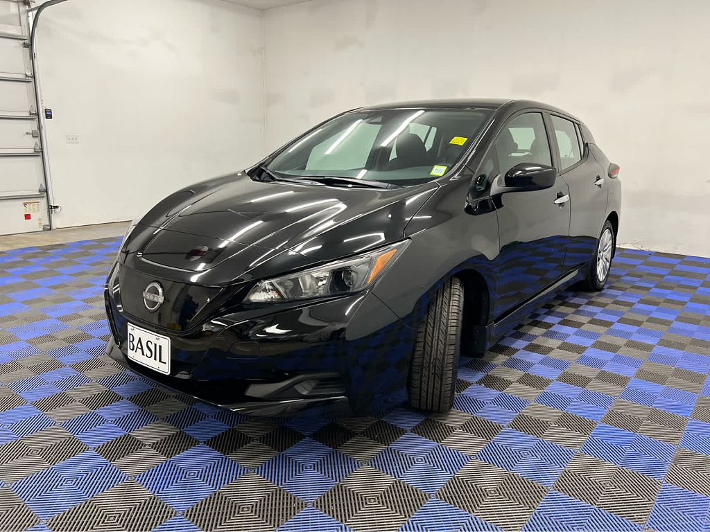 2025 Nissan Leaf S
