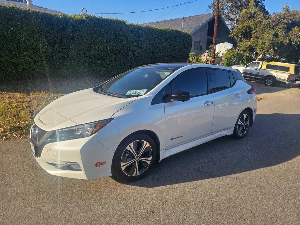 2018 Nissan Leaf photo 2