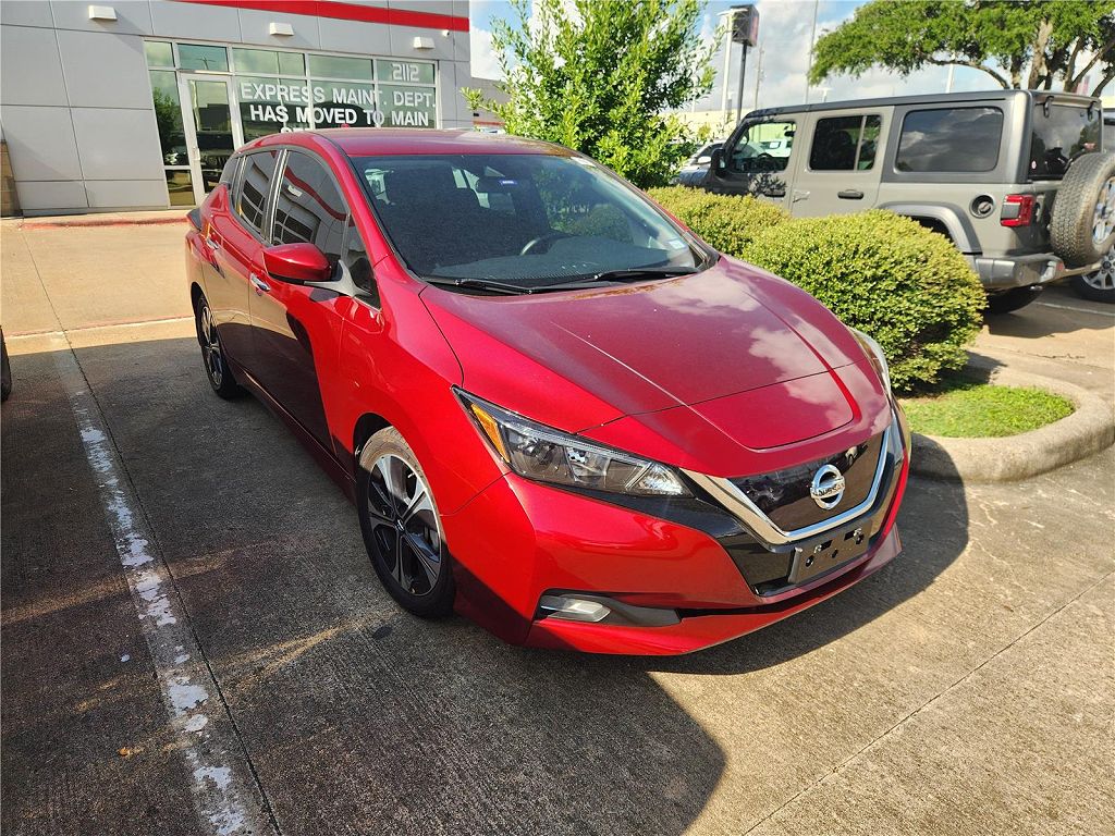 2022 Nissan Leaf SV