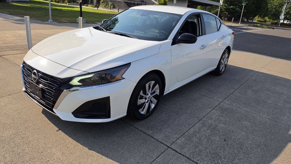 2024 Nissan Altima 2.5 S
