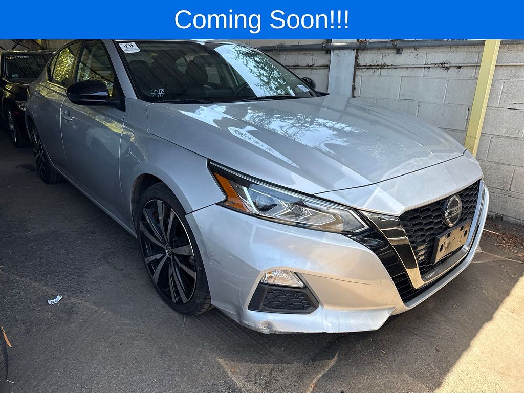2021 Nissan Altima 2.5 SR