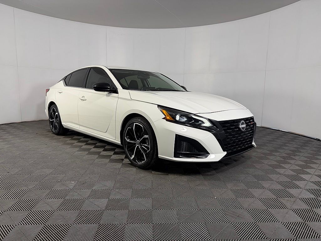 2026 Nissan Altima 2.5 SR