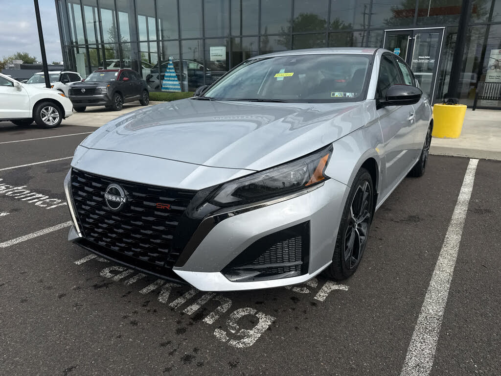 2025 Nissan Altima 2.5 SR