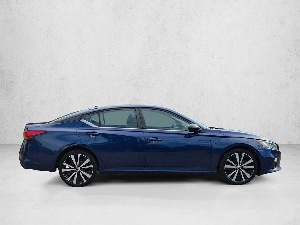 2021 Nissan Altima 2.5 SR