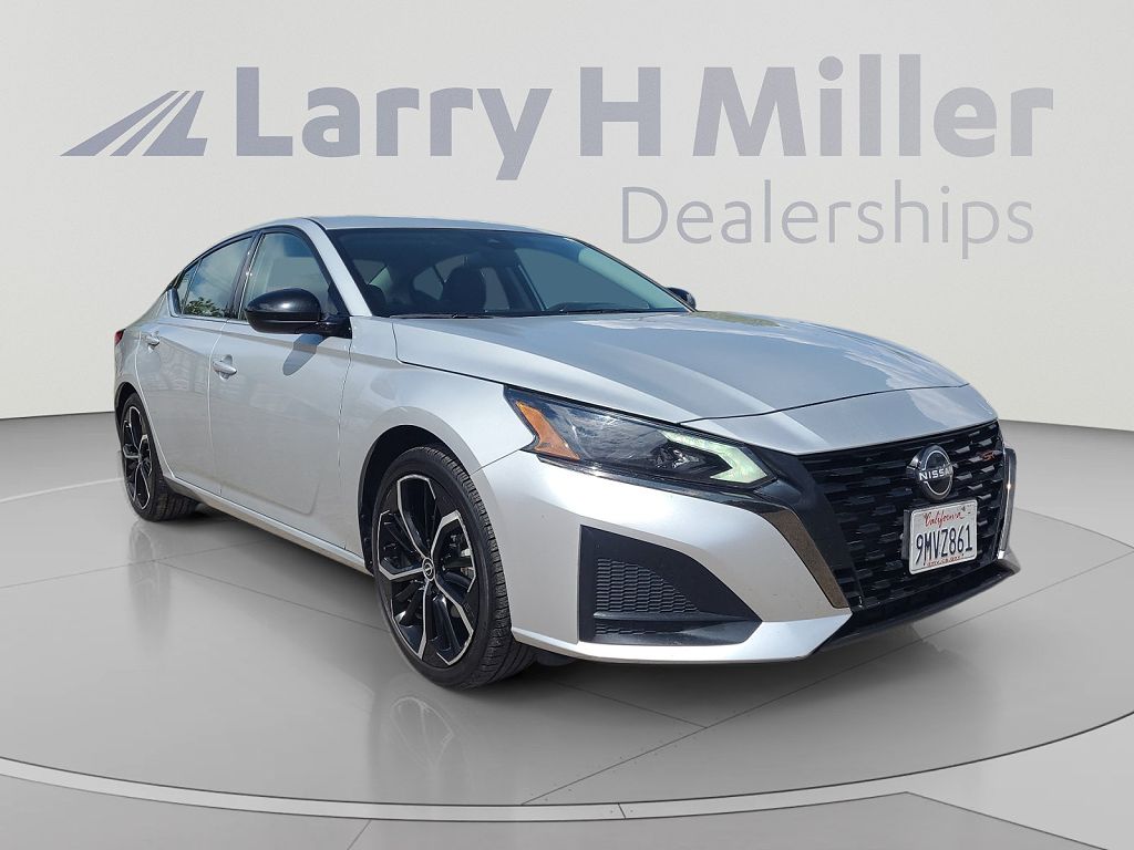 2024 Nissan Altima 2.5 SR