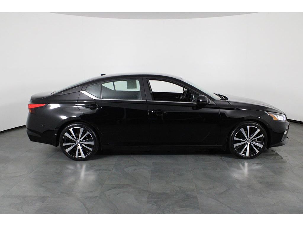 2020 Nissan Altima 2.5 SR