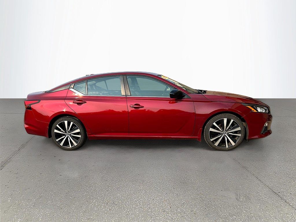 2020 Nissan Altima 2.5 SR
