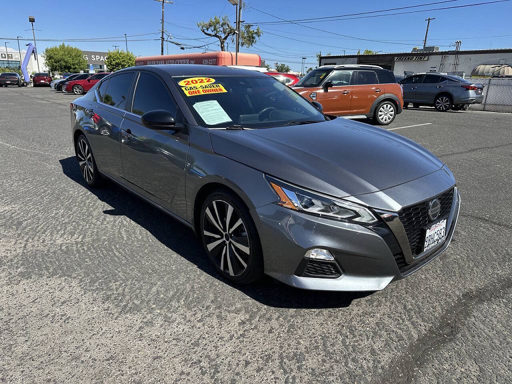 2022 Nissan Altima 2.5 SR