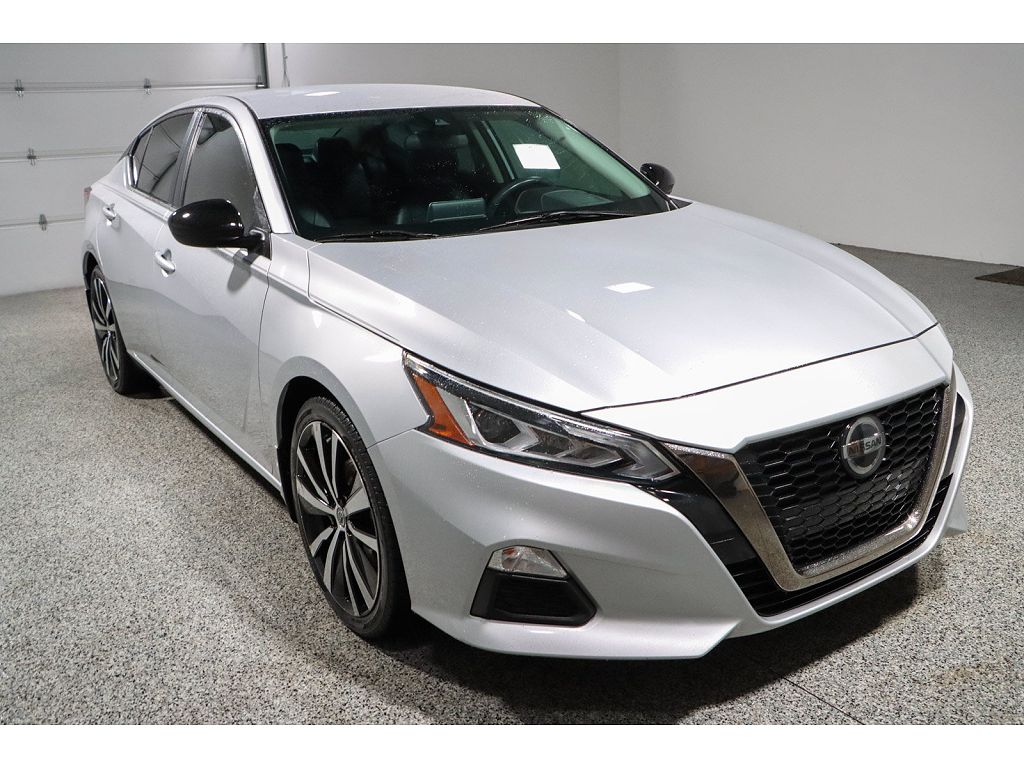 2021 Nissan Altima SR
