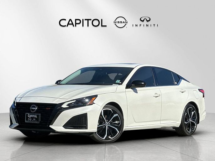 2023 Nissan Altima 2.5 SR