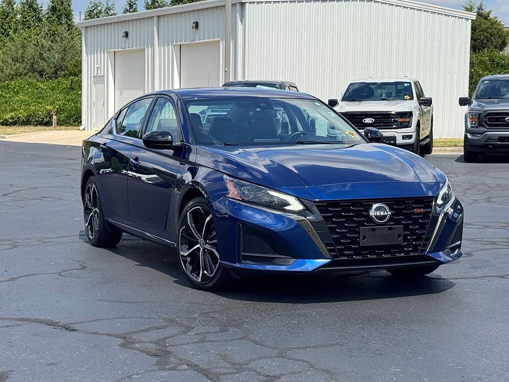 2024 Nissan Altima 2.5 SR
