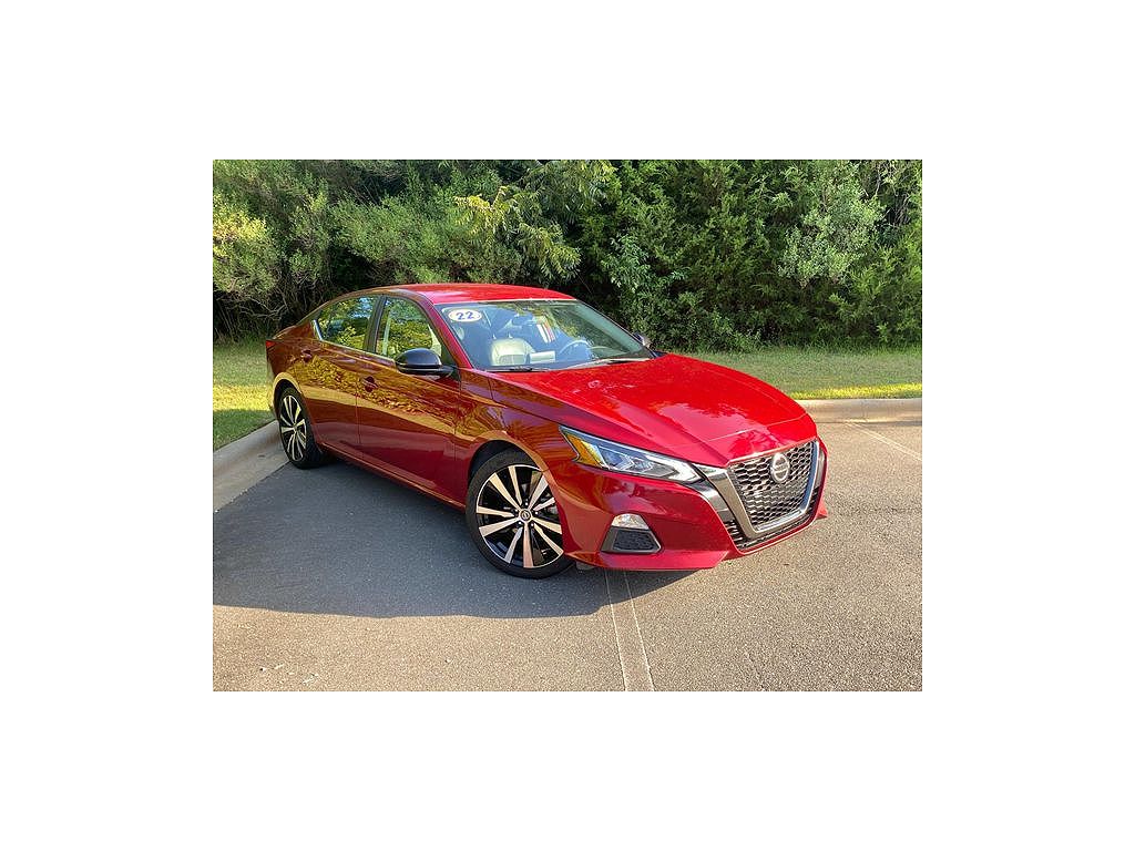 2022 Nissan Altima 2.5 SR