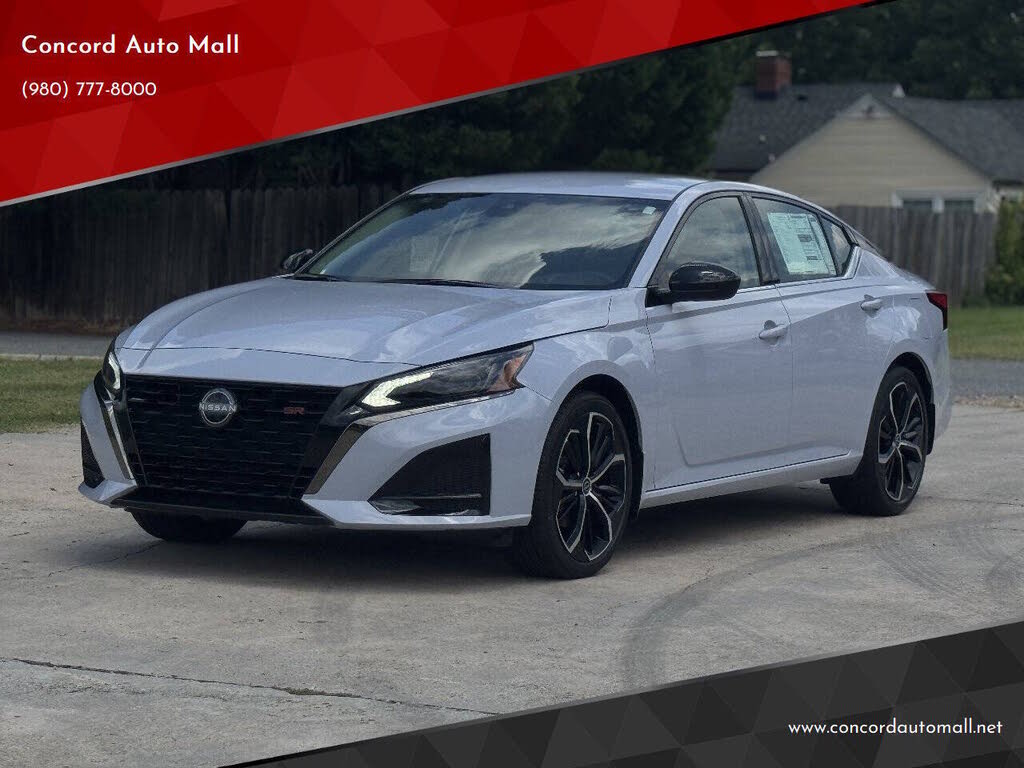2025 Nissan Altima 2.5 SR