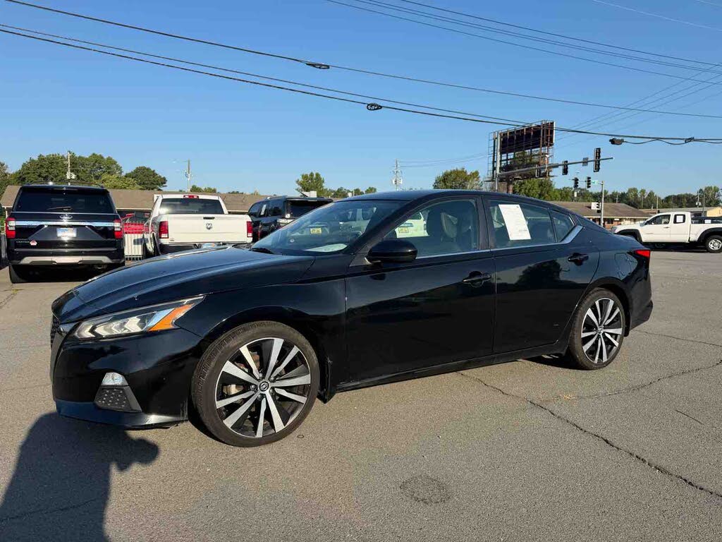 2022 Nissan Altima 2.5 SR