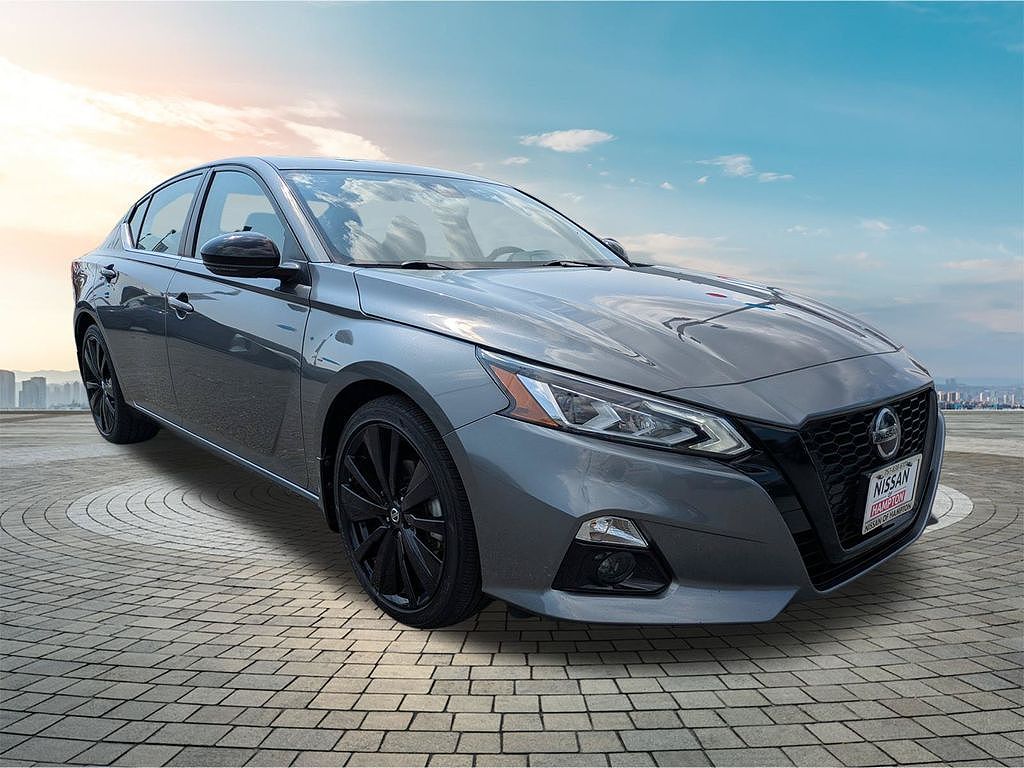 2022 Nissan Altima 2.5 SR