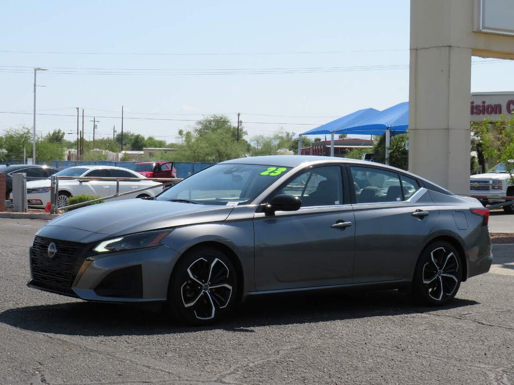 2023 Nissan Altima 2.5 SR