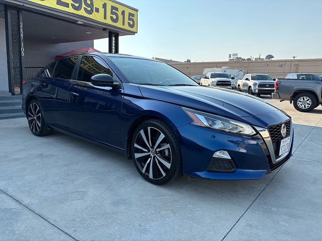 2022 Nissan Altima 2.5 SR