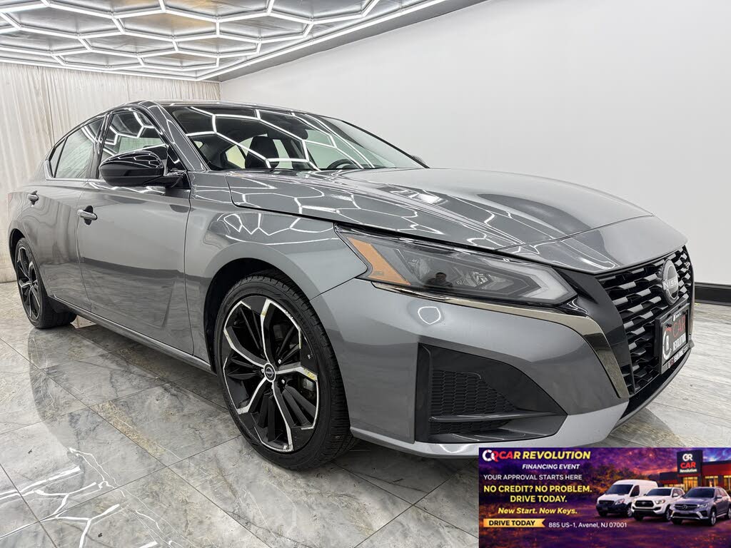 2023 Nissan Altima 2.5 SR