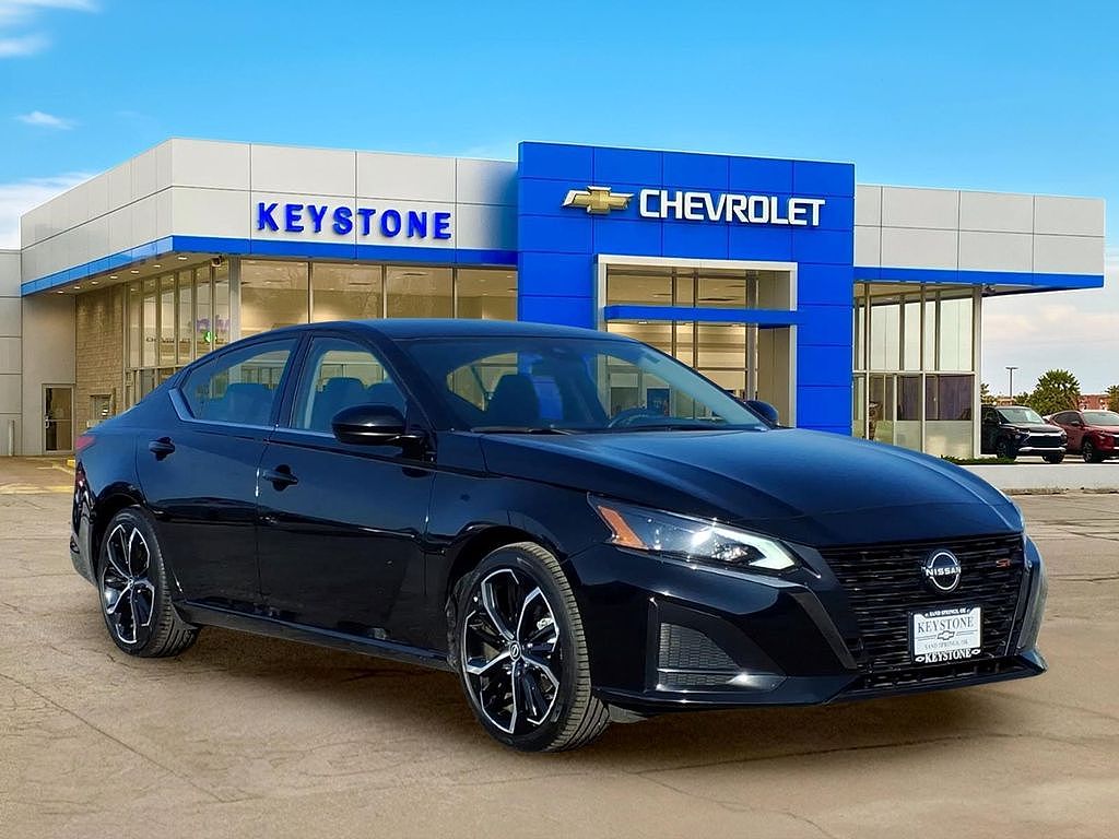 2024 Nissan Altima 2.5 SR