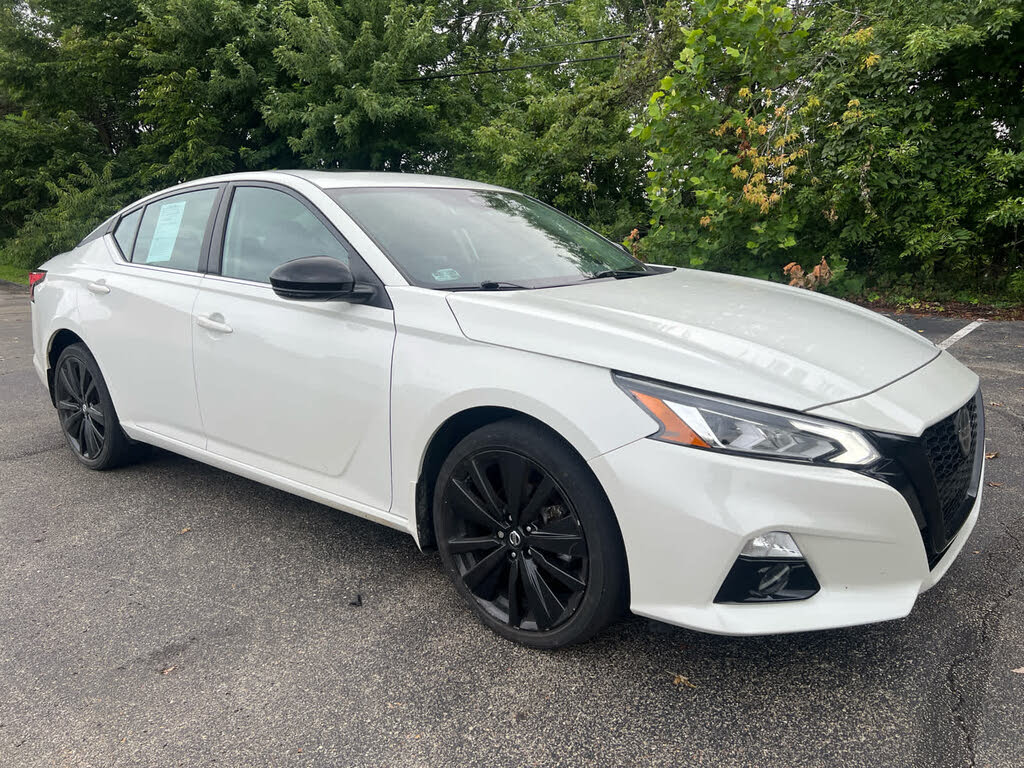 2022 Nissan Altima 2.5 SR