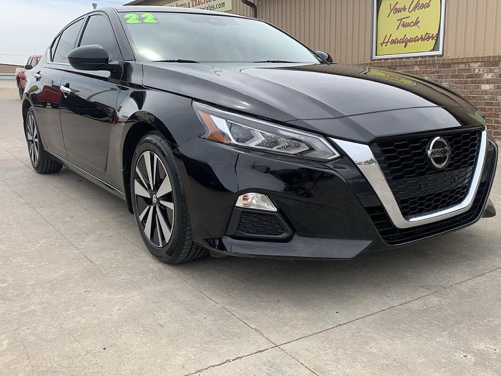 2022 Nissan Altima 2.5 SV
