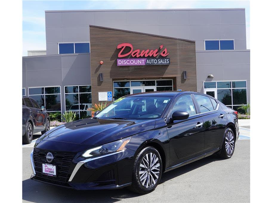 2025 Nissan Altima 2.5 SV
