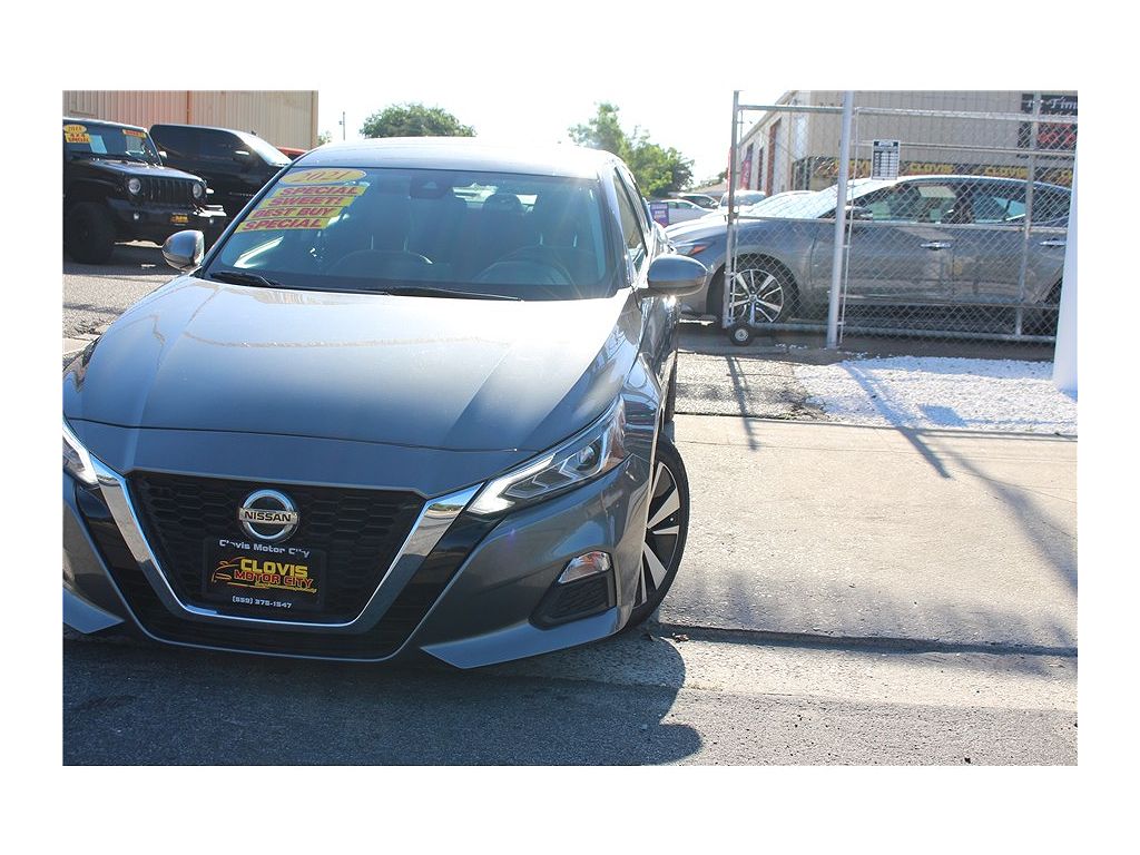 2021 Nissan Altima 2.5 SV