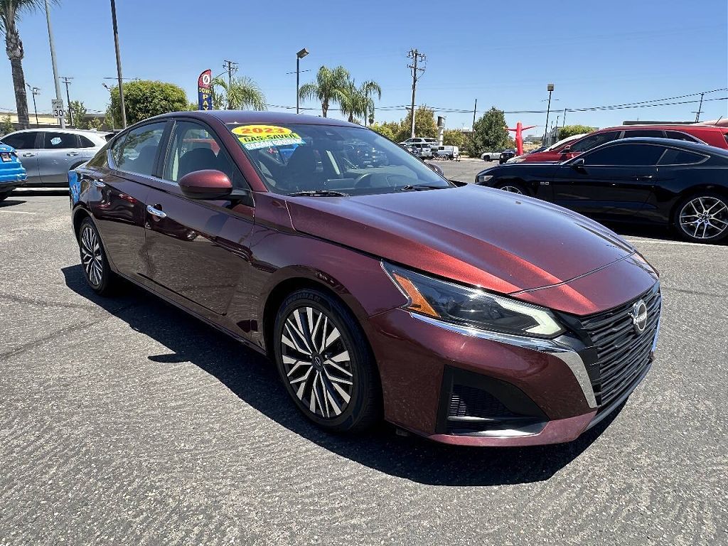2023 Nissan Altima 2.5 SV