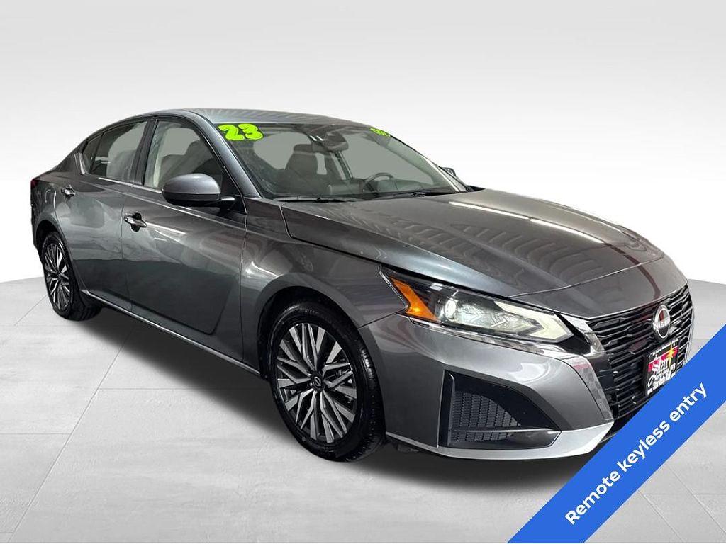 2023 Nissan Altima 2.5 SV