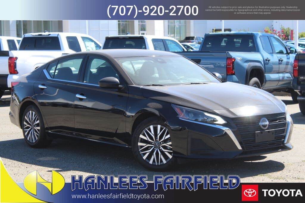 2025 Nissan Altima 2.5 SV