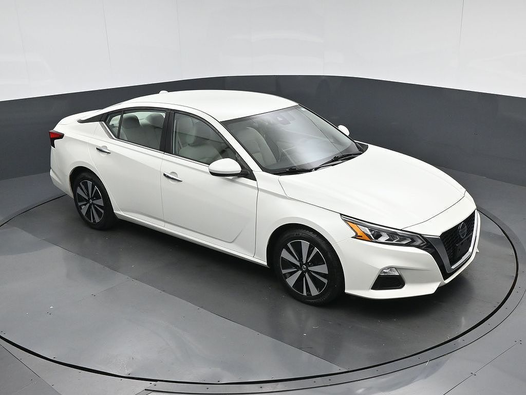 2021 Nissan Altima 2.5 SV