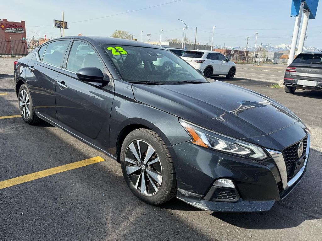 2022 Nissan Altima 2.5 SV