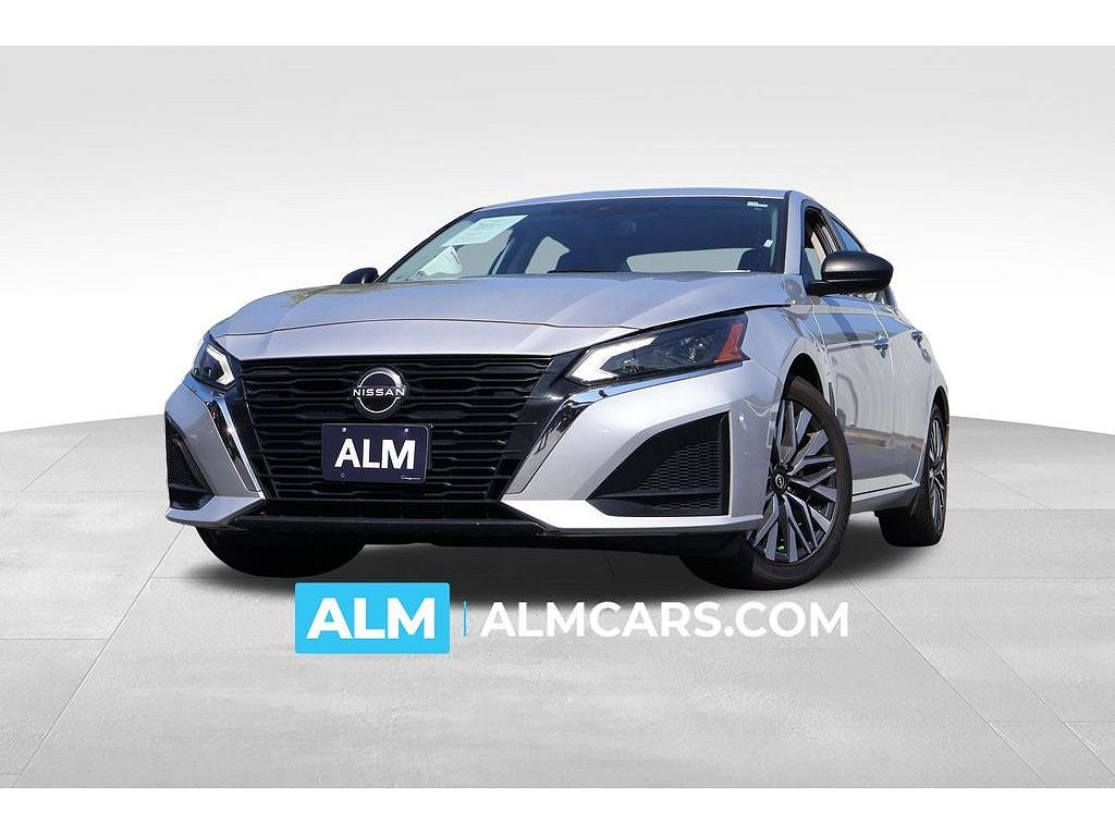 2024 Nissan Altima 2.5 SV