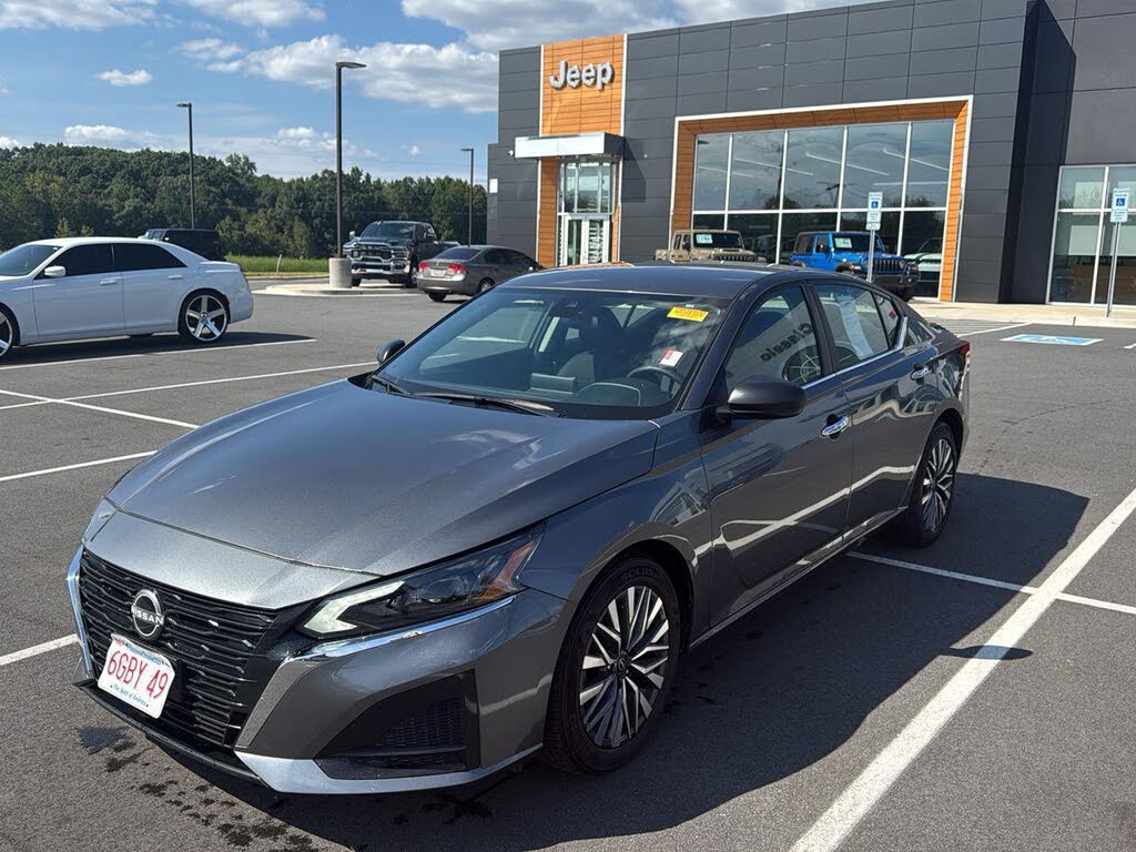 2025 Nissan Altima 2.5 SV