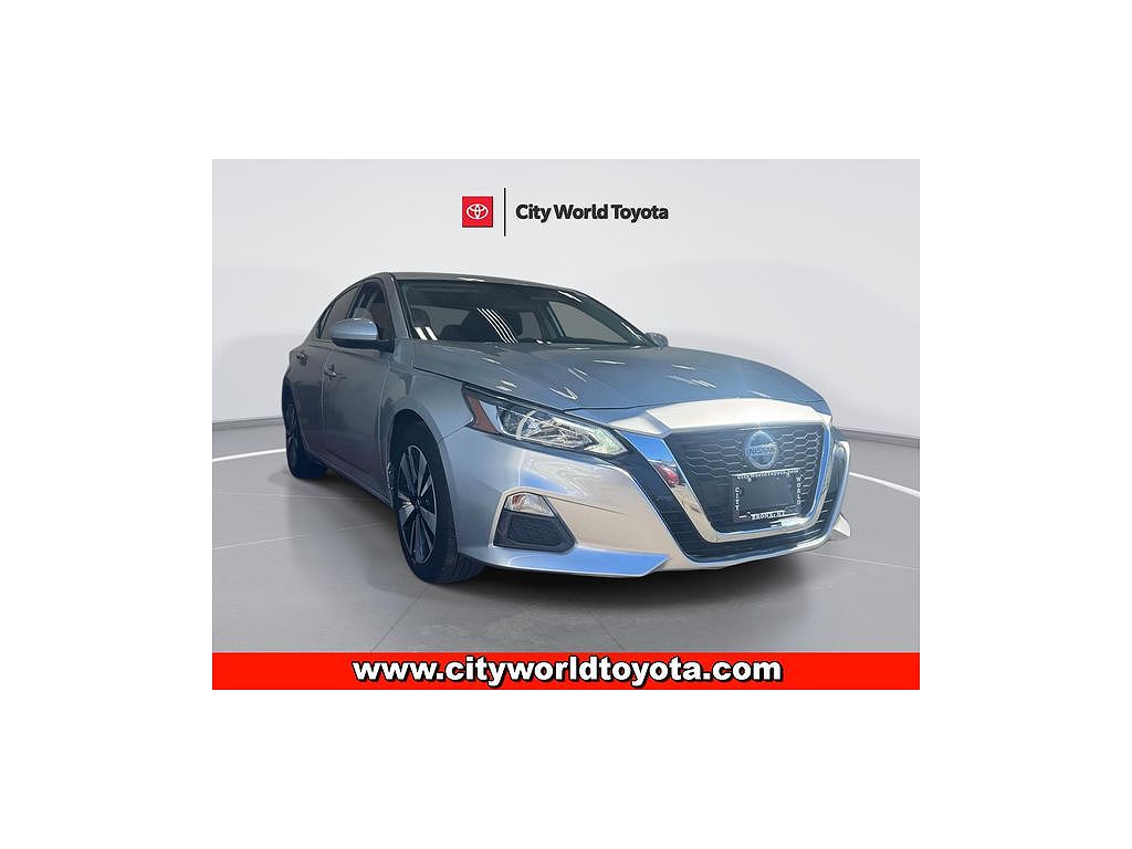 2022 Nissan Altima 2.5 SV