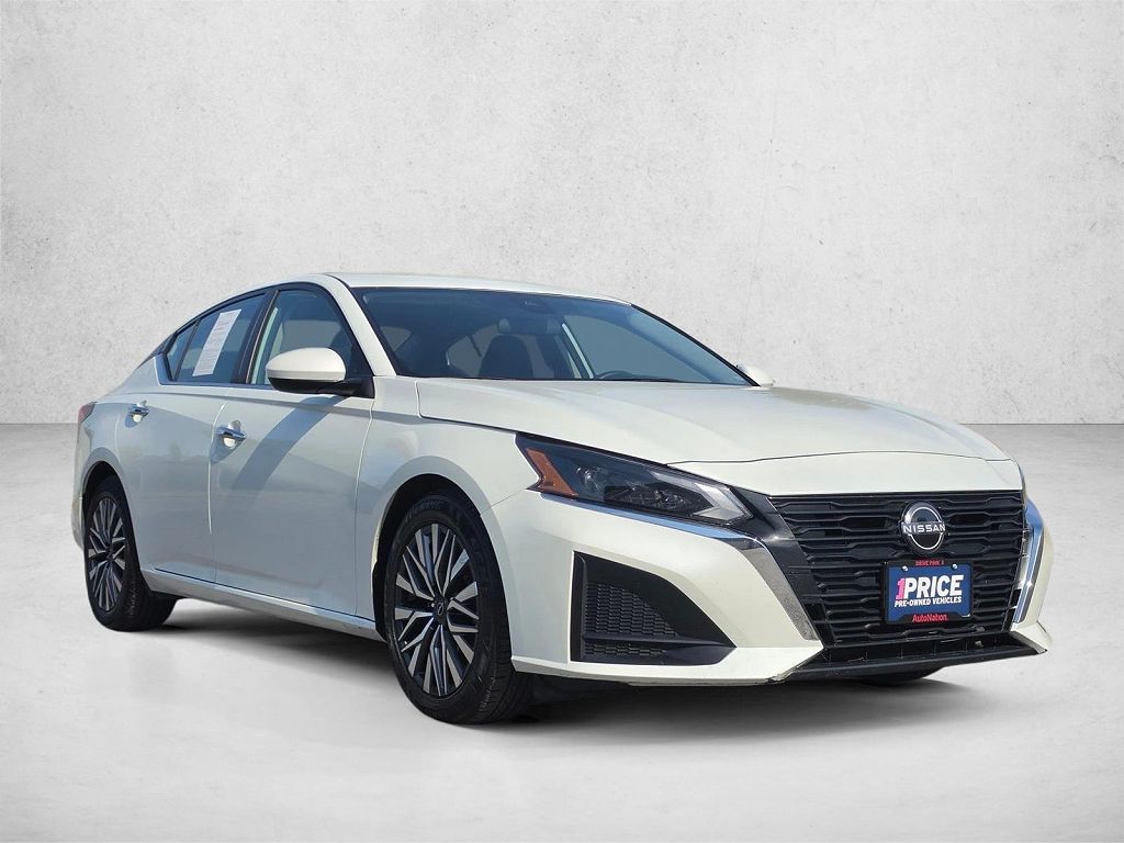 2023 Nissan Altima 2.5 SV