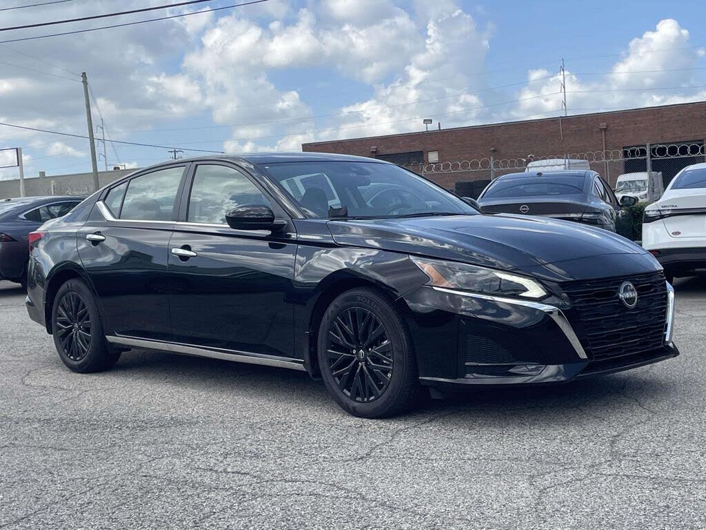 2025 Nissan Altima 2.5 SV