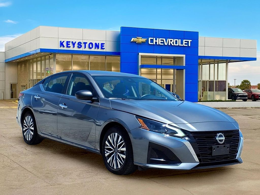 2025 Nissan Altima 2.5 SV